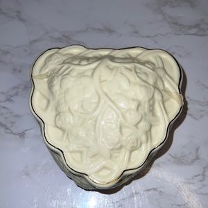 Hampton Collection Genuine Porcelain Heart Shaped, Roses Motif Gold Lined Box